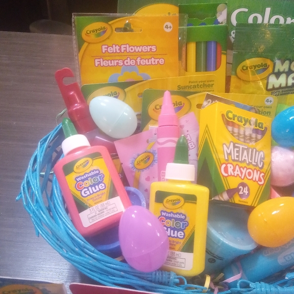 Kids Crayola Easter Basket - Picture 2 of 15